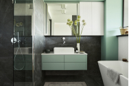 Baie minimalistă - 7 idei inspirate, ca să creezi un spațiu modern, elegant și funcțional